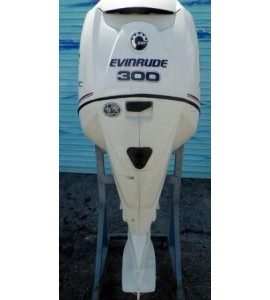 USED 2013 EVINRUDE E-TEC 300HP 25 INCH SHAFT DIRECT INJECTED 2-STROKE OUTBOARD MOTOR